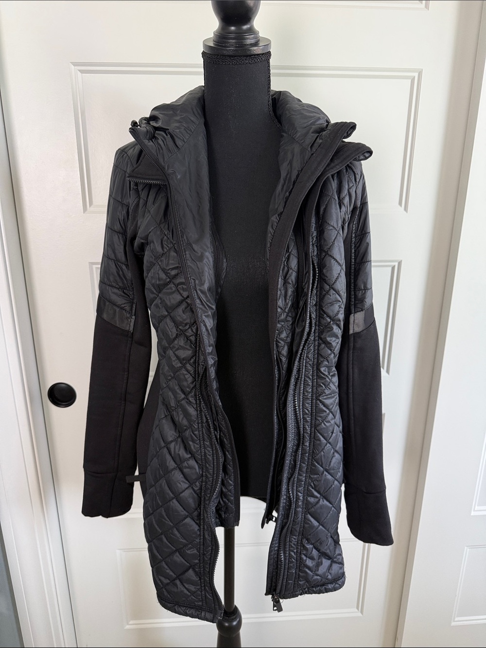 Athleta Quilted Black Hooded Puffer Jacket